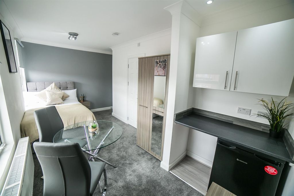 Property photo 2 of 28 Rf9A0037.Jpg