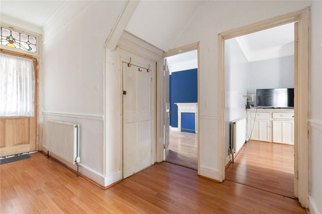 Property photo 3 of 8 Picture No. 06