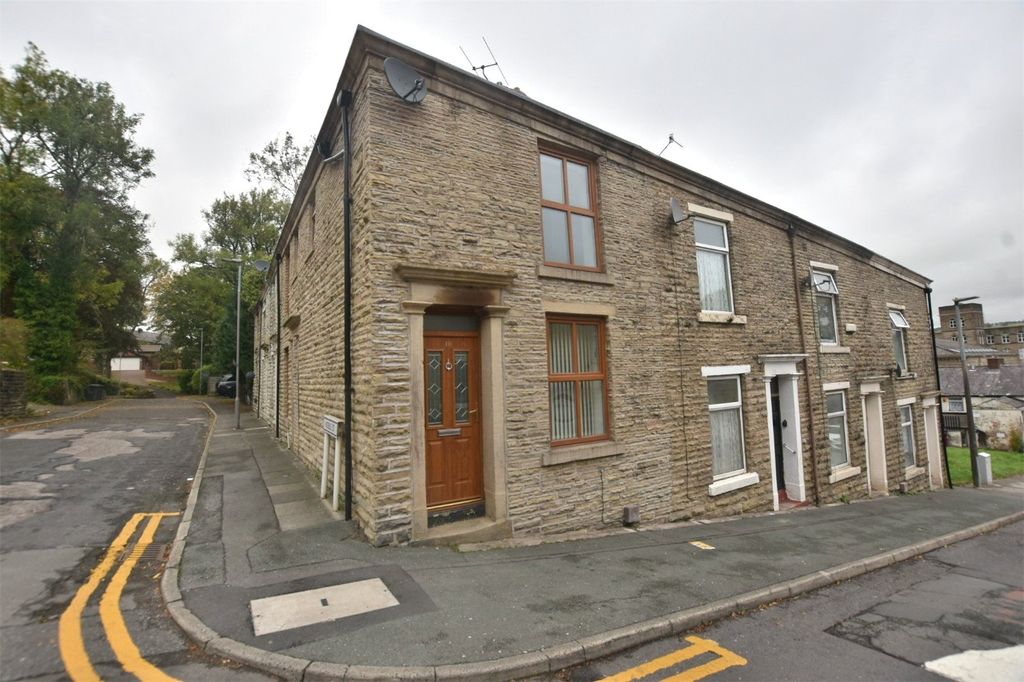 Property photo 1 of 15 External