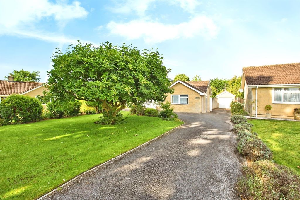 Property photo 1 of 20
