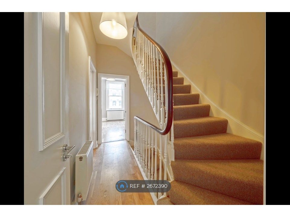 Property photo 3 of 28