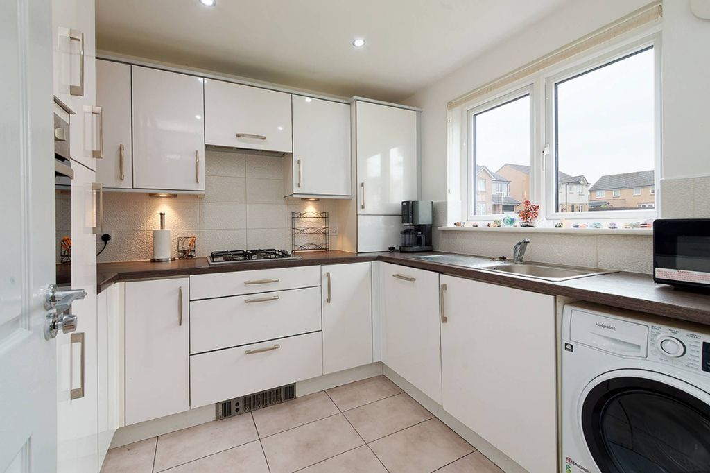 Property photo 3 of 22