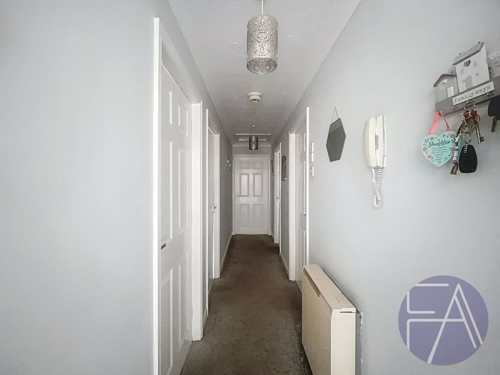 Property photo 2 of 14 4464014