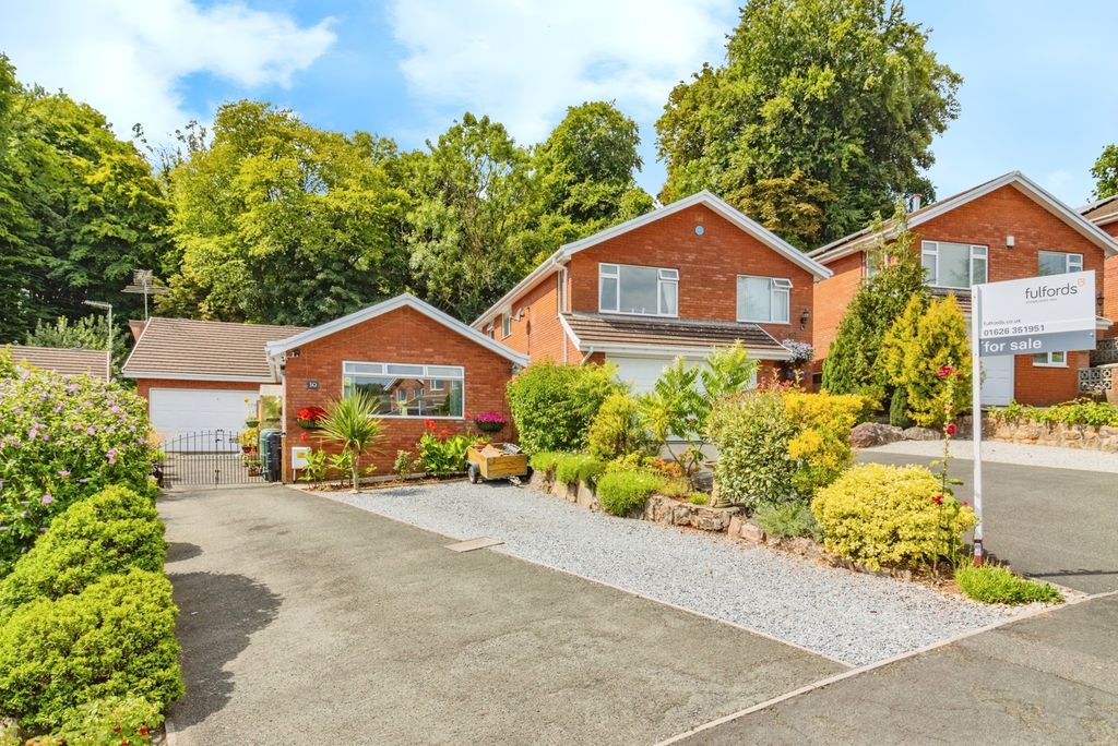 Property photo 1 of 17 Photo