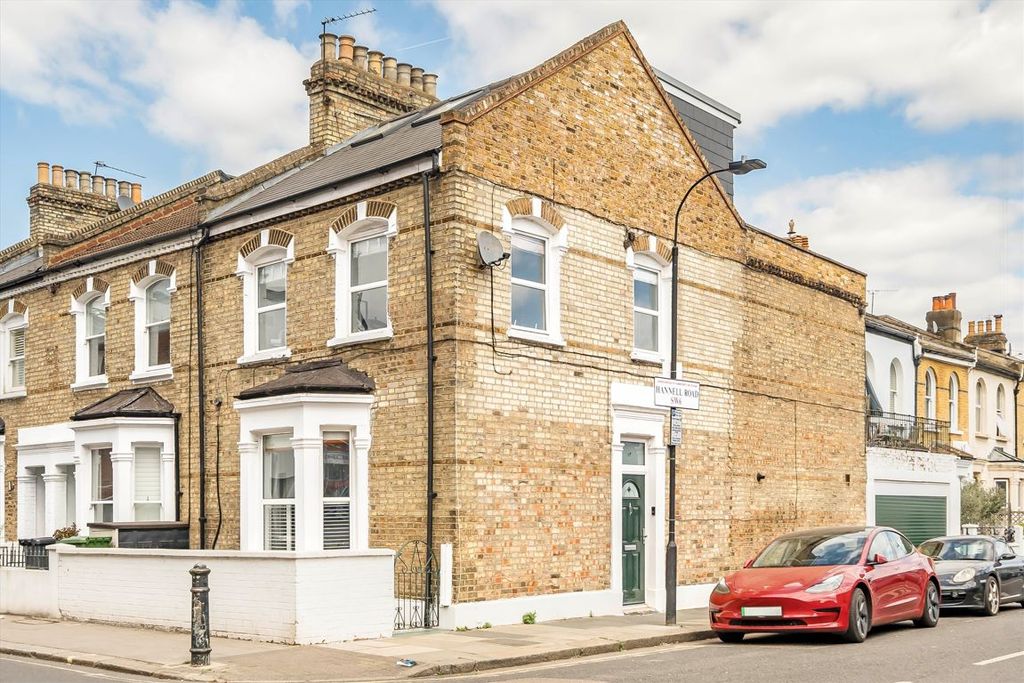 Property photo 1 of 11