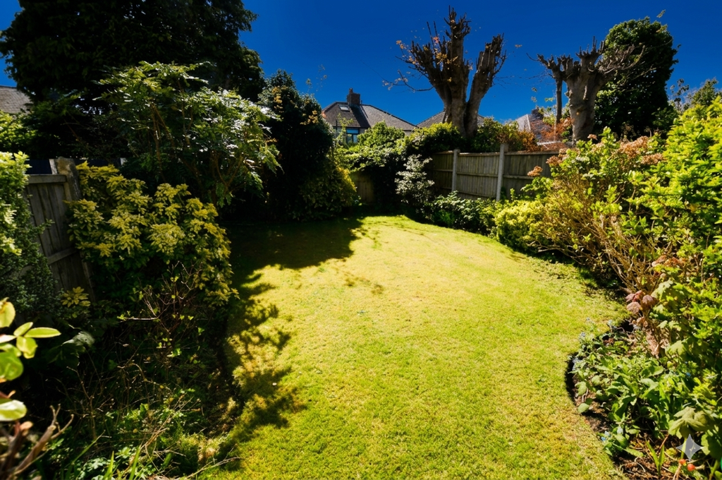 Property photo 3 of 26