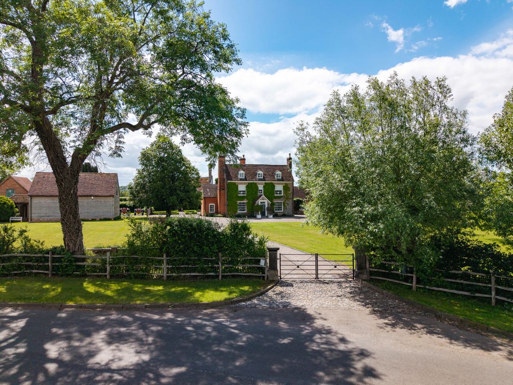 Property photo 1 of 43