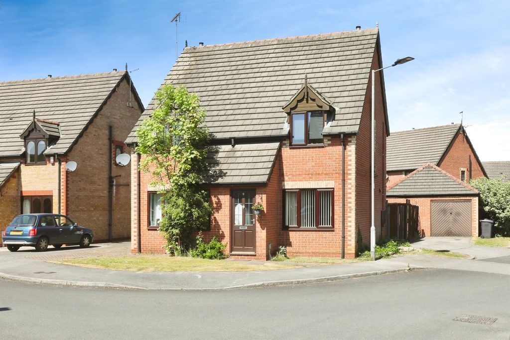 Property photo 1 of 17