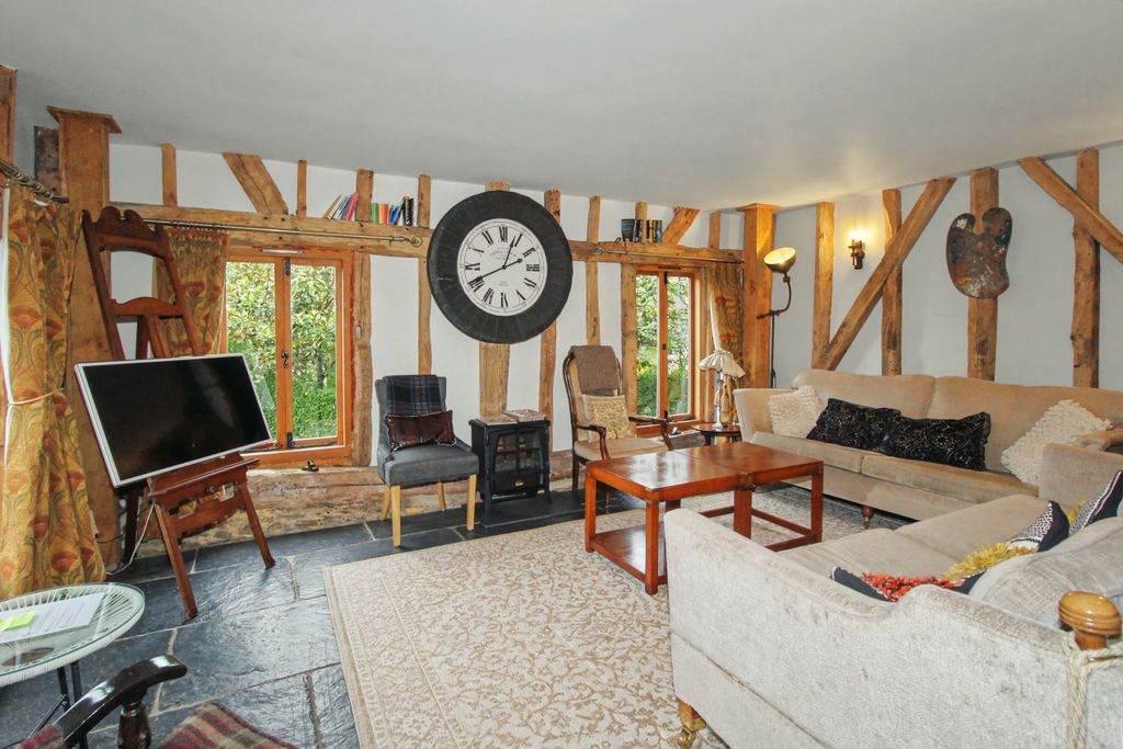 Property photo 2 of 14