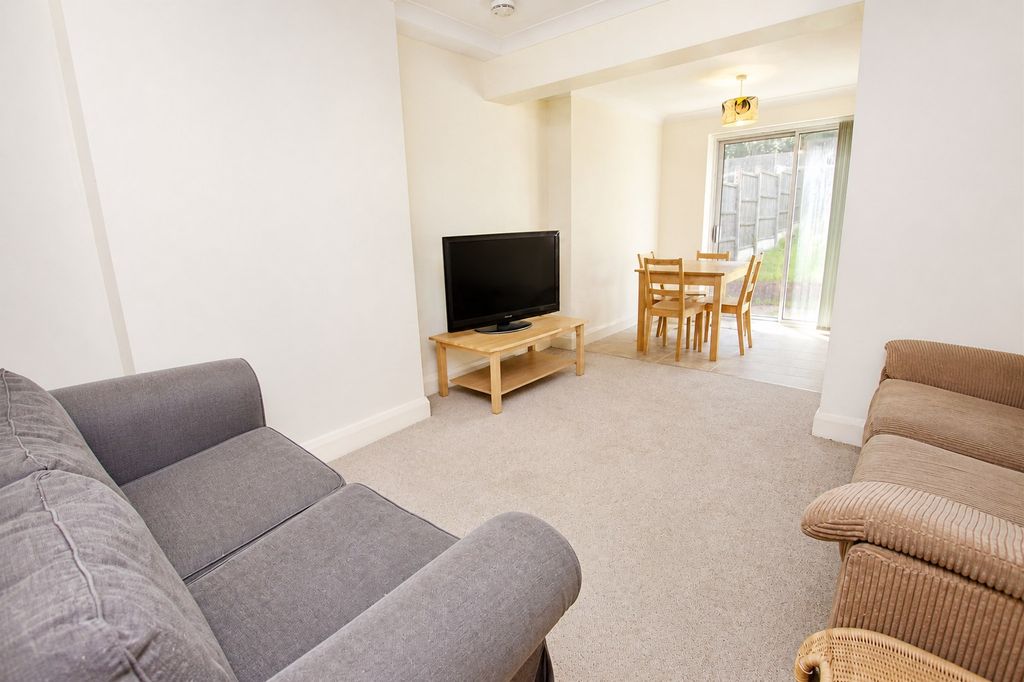 Property photo 2 of 14 Picture No. 08