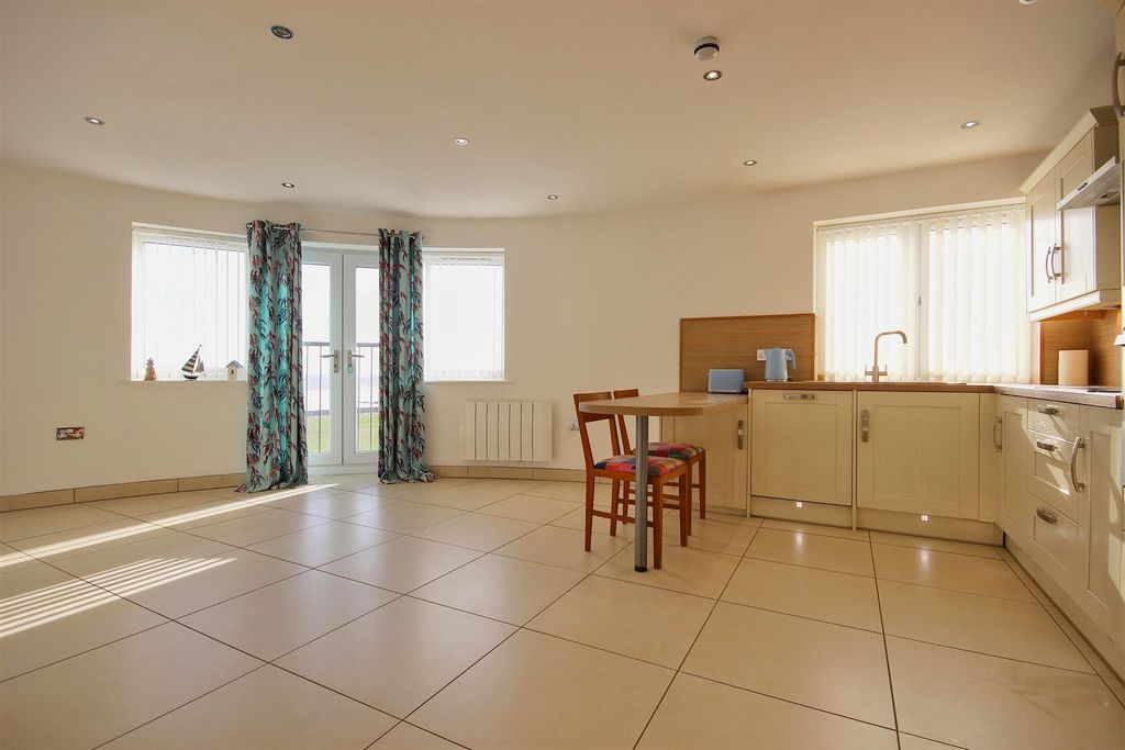Property photo 3 of 14 Living Room With Kitchen Area