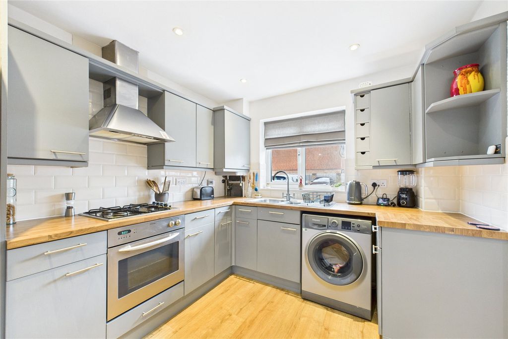 Property photo 2 of 8 Picture No. 03