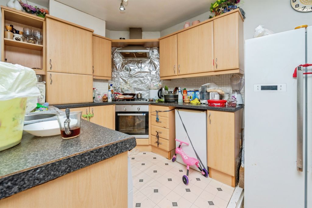 Property photo 2 of 5