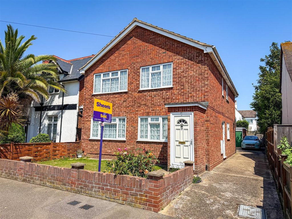 Property photo 1 of 13 Outside -