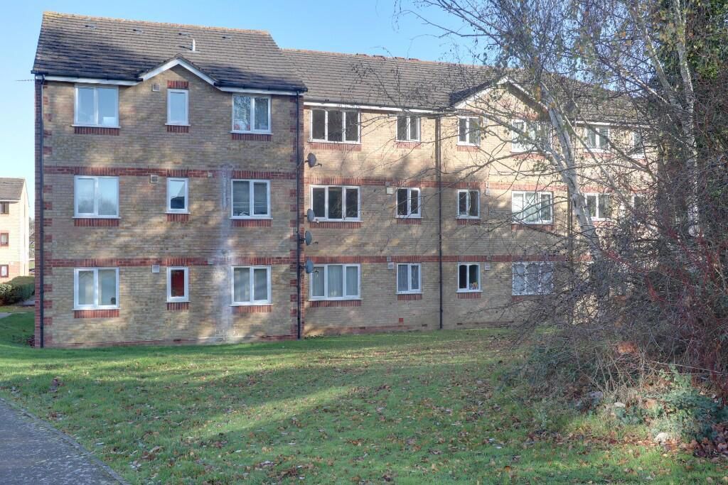 Property photo 1 of 8