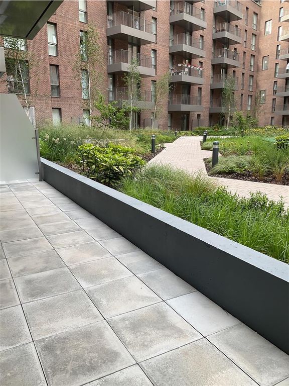 Property photo 2 of 7 Img_5152[182597].Jpg