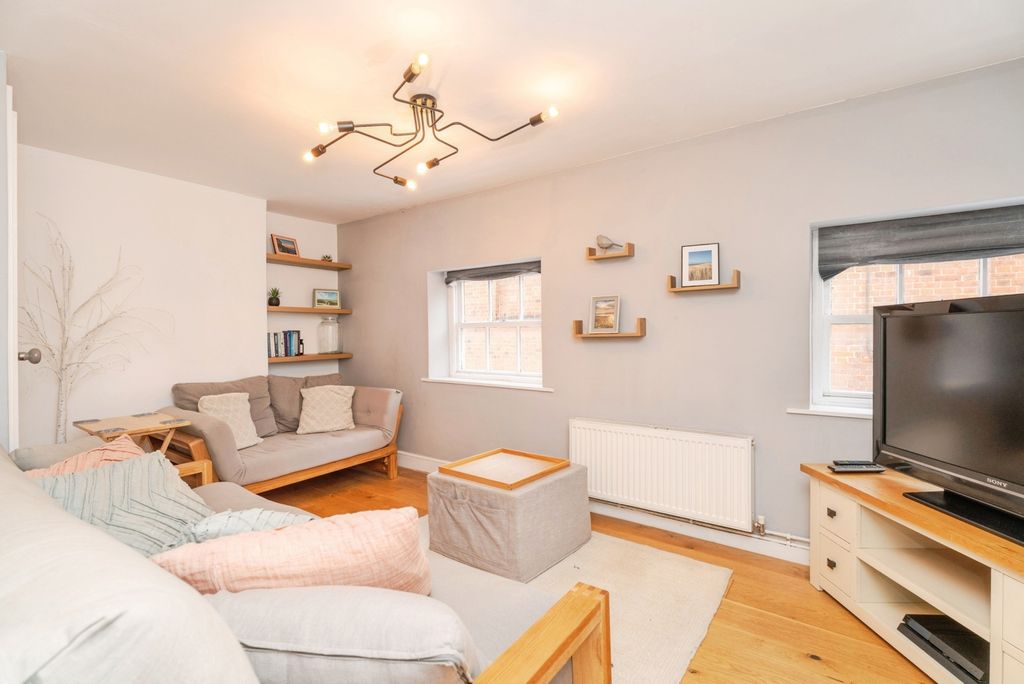 Additional image 5 of 2 bed flat for saleTunn Street, Fakenham, Norfolk NR21
