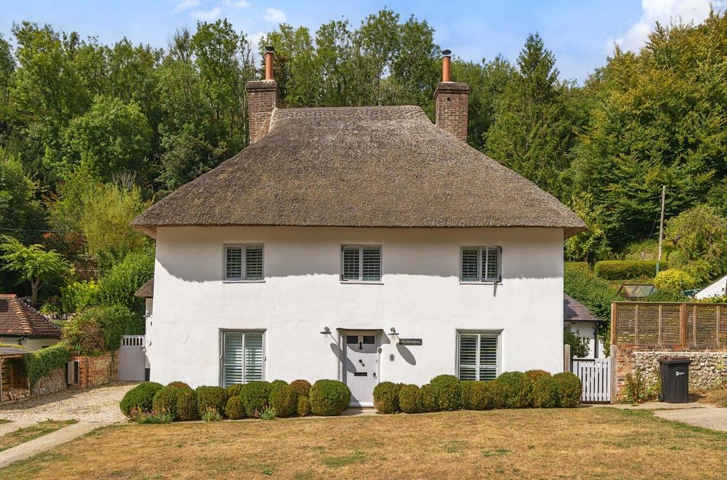 Property photo 1 of 41 1340140-1-689E216516Aa7.Jpg