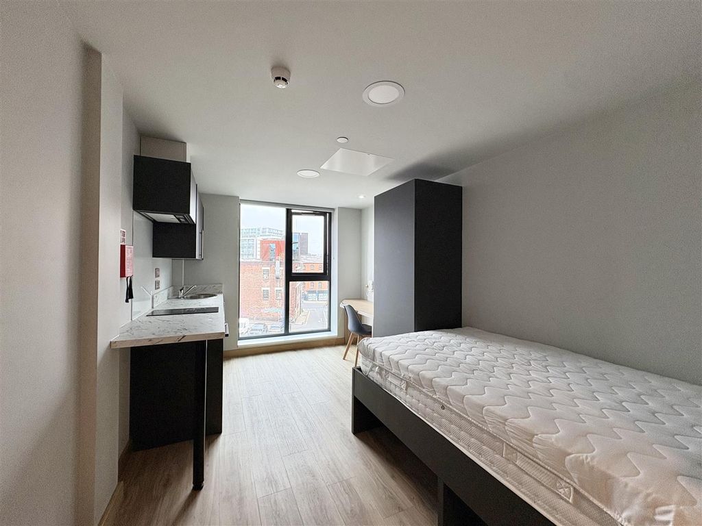 Property photo 2 of 14 Image00003.Jpeg