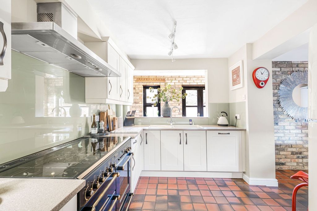 Additional image 10 of 6 bed detached house for salePrickwillow Road, Ely CB7