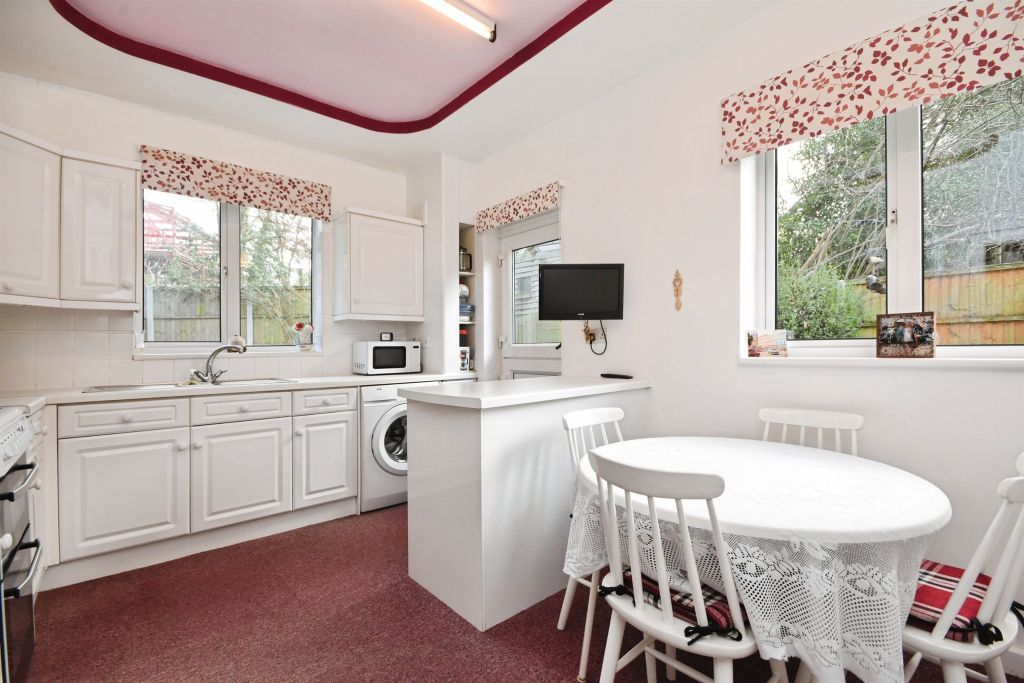 Property photo 3 of 16