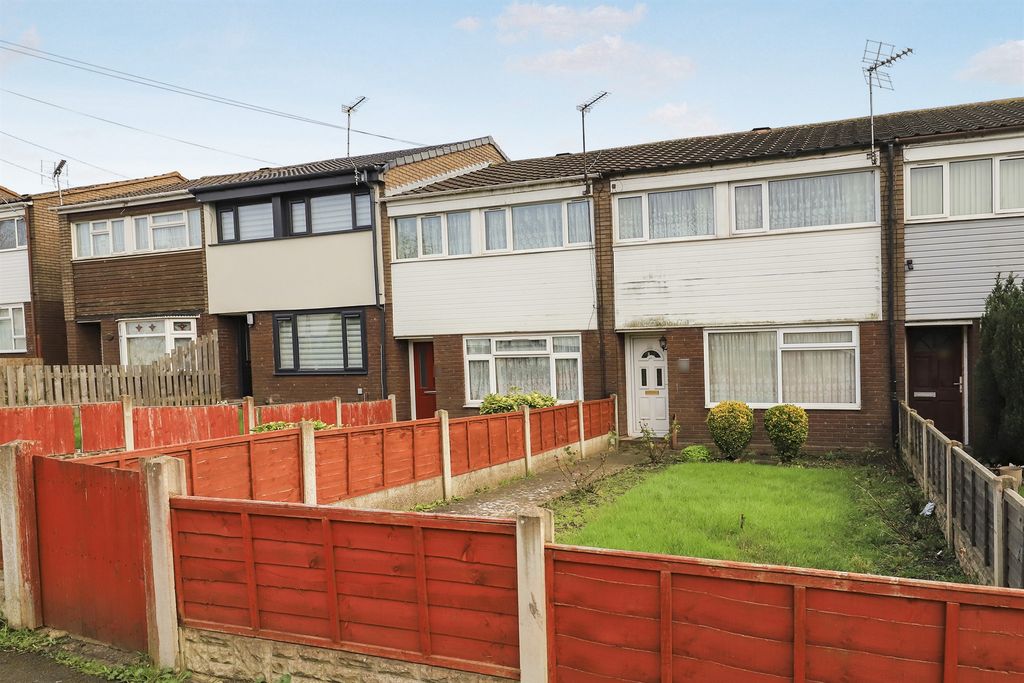 Property photo 1 of 12