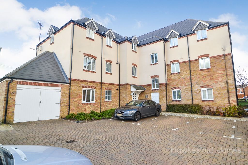 Property photo 1 of 7