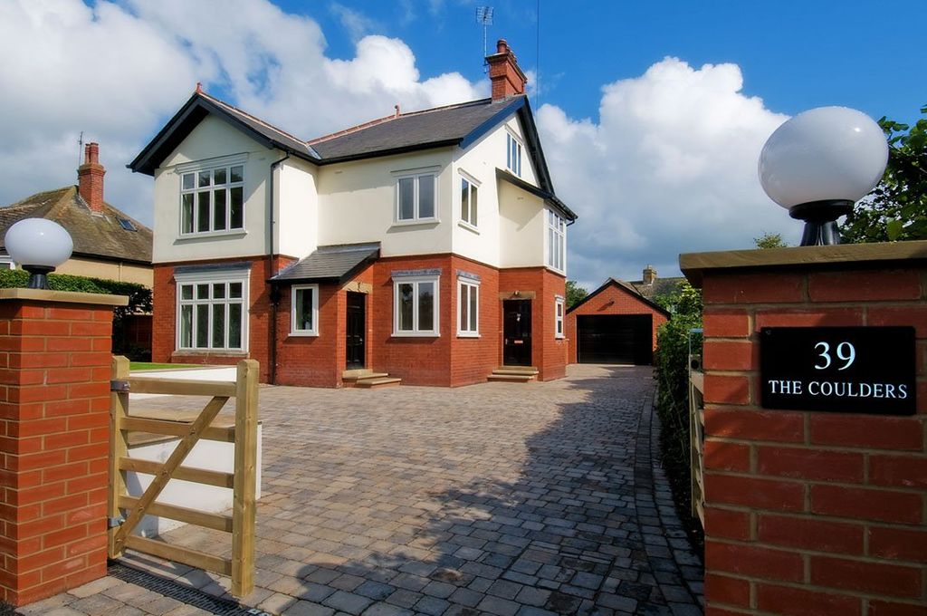 Property photo 1 of 19