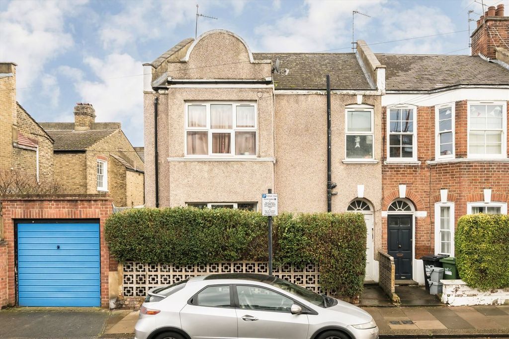 Property photo 1 of 6