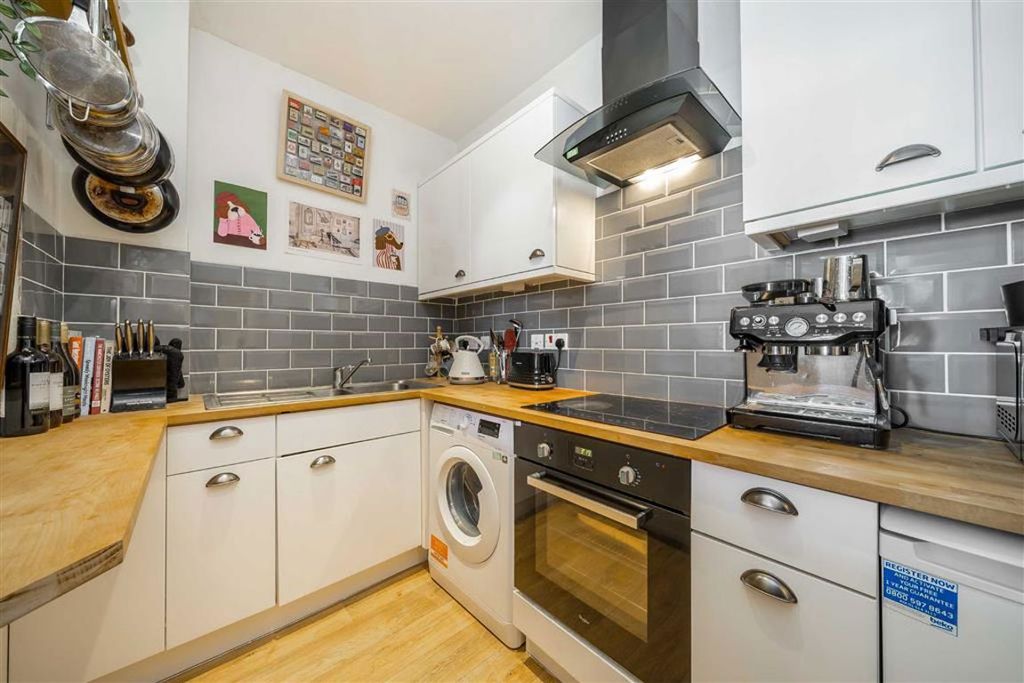 Property photo 3 of 5