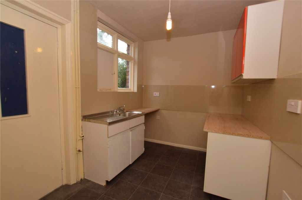 Property photo 3 of 8 Picture No. 05