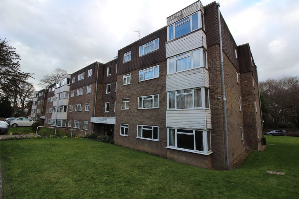 Property photo 1 of 9