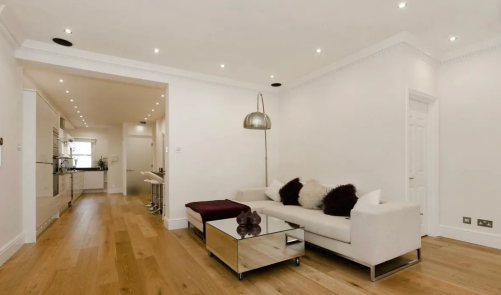 Property photo 2 of 9