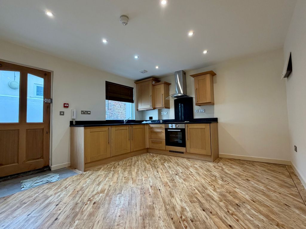 Property photo 3 of 4