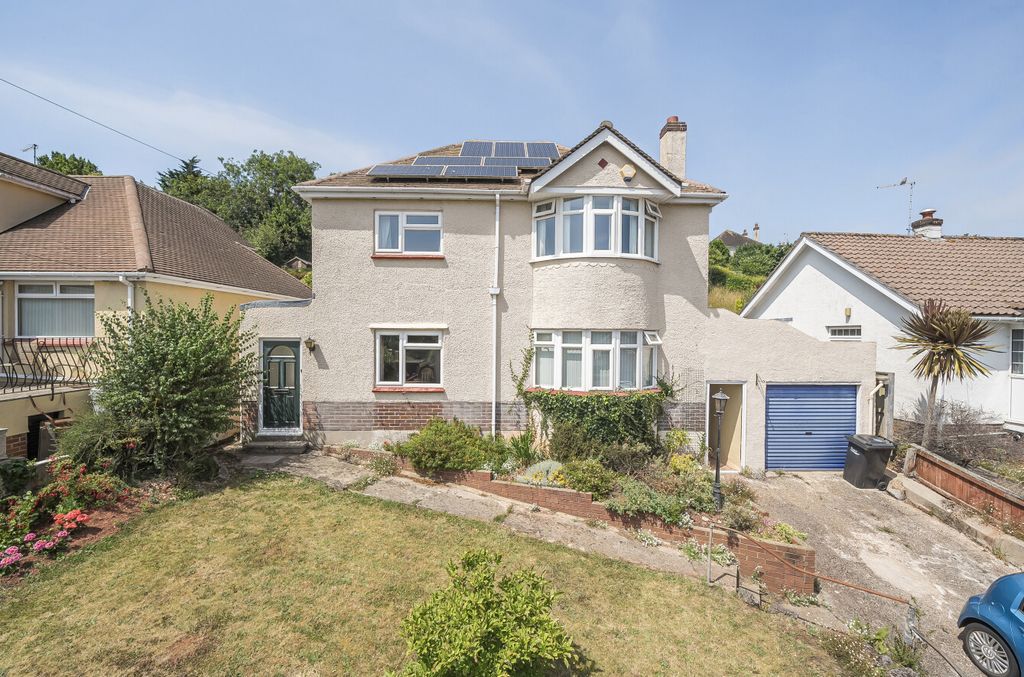 Property photo 1 of 25 1318392-1-6862B52...