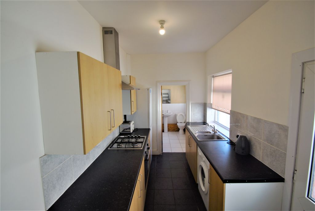 Property photo 2 of 8