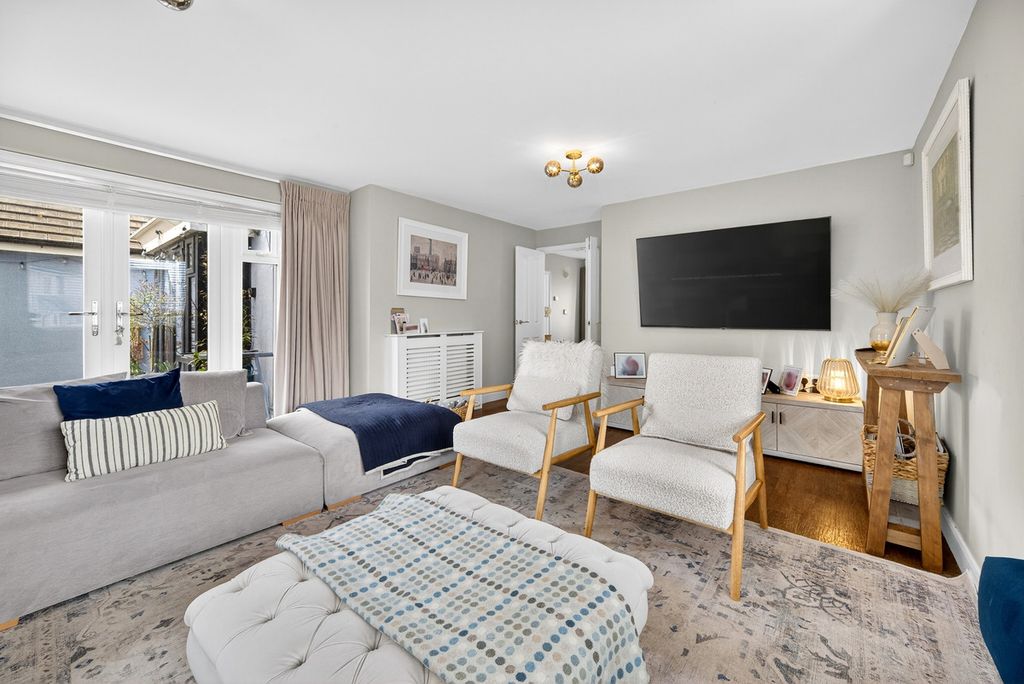 Additional image 10 of 6 bed detached house for saleChannel View, Ogmore-By-Sea CF32