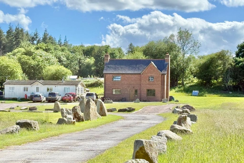 Property photo 2 of 23 Gallery