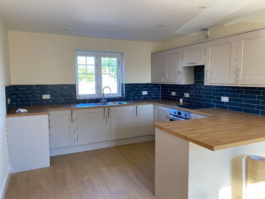 Property photo 1 of 5
