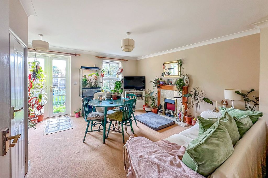 Property photo 2 of 12 Picture No. 03