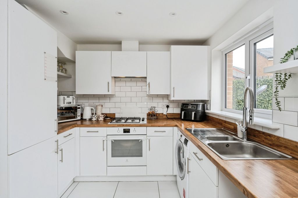 Additional image 9 of 3 bed semi-detached house for saleFfordd Y Glowyr, Kidwelly SA17