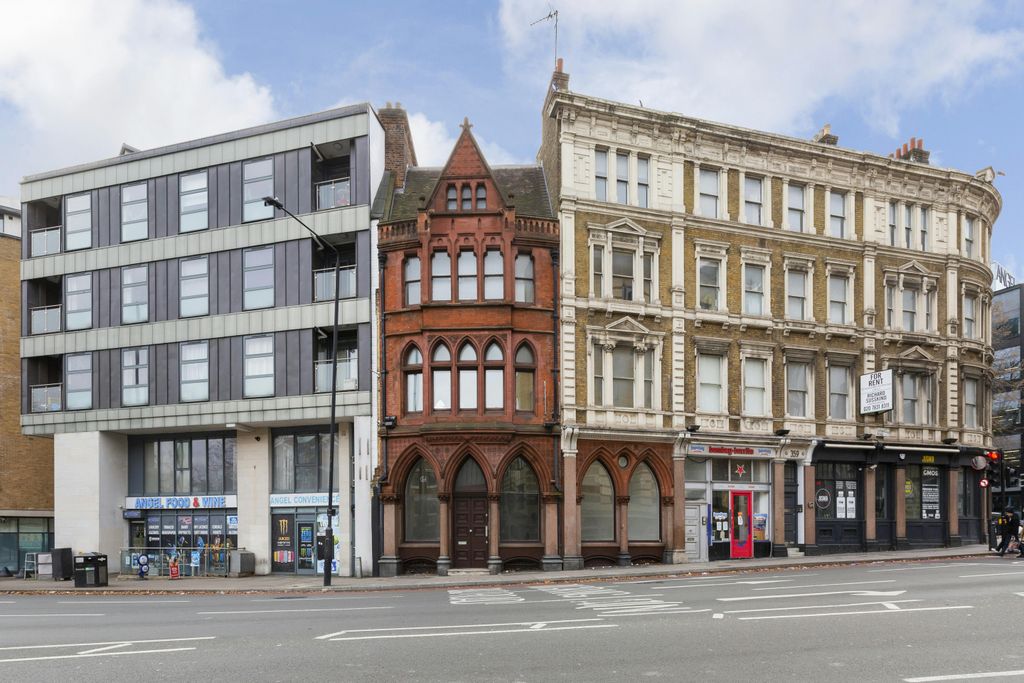 Property photo 1 of 14 353 355 Goswell Road 22.Jpg