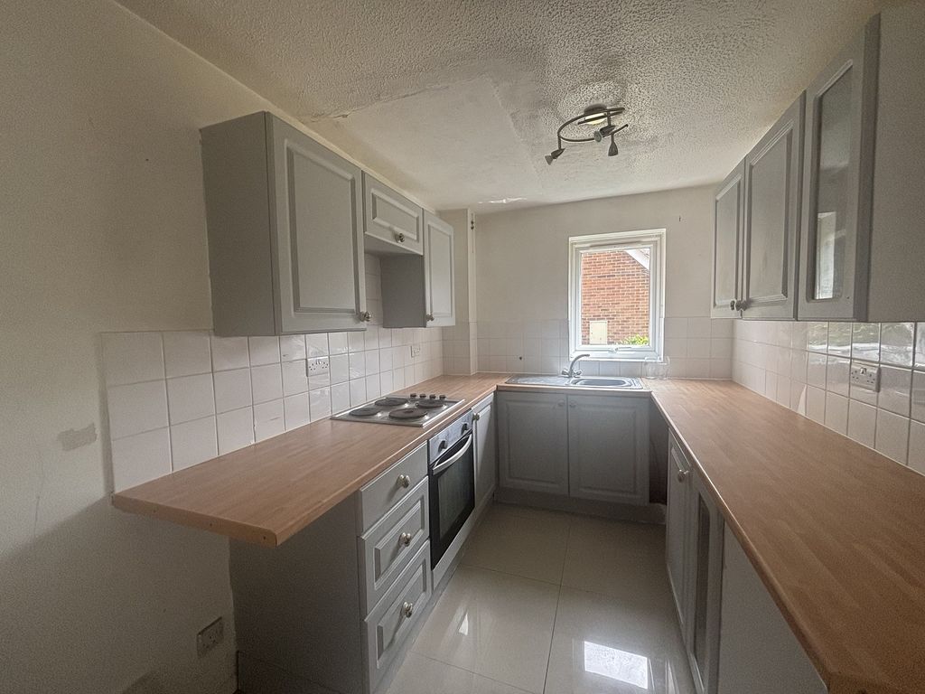 Property photo 3 of 5 Not Specified