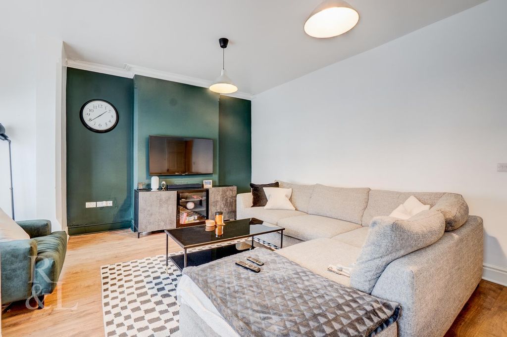 Property photo 2 of 12 B (13).Jpg