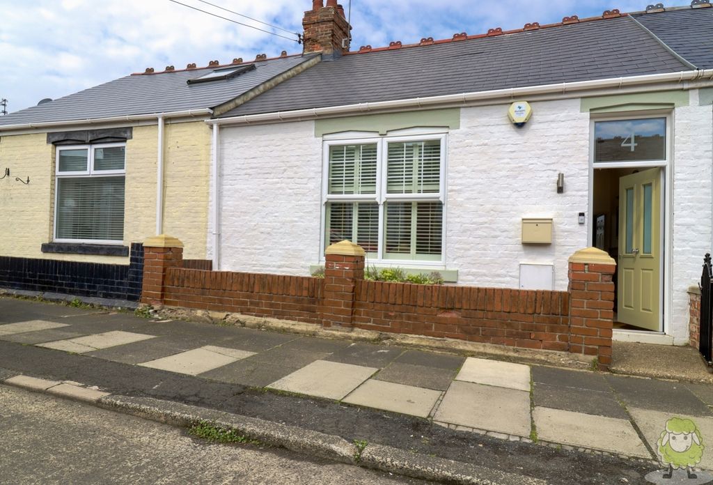 Property photo 3 of 17