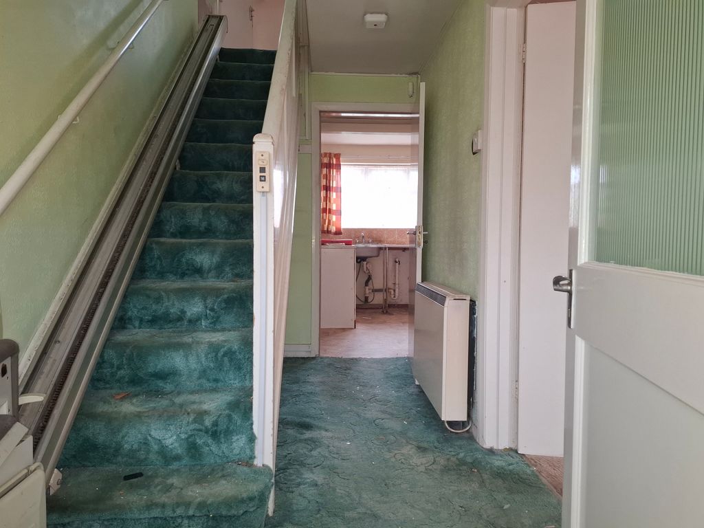 Property photo 2 of 13 2