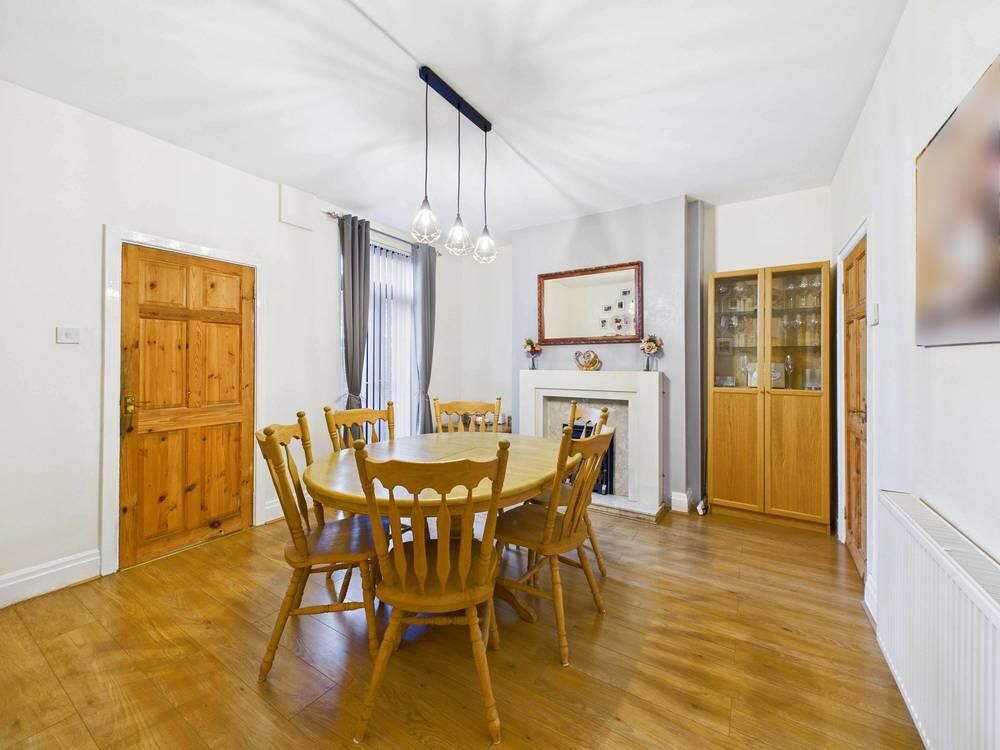 Property photo 3 of 24 Dining Room