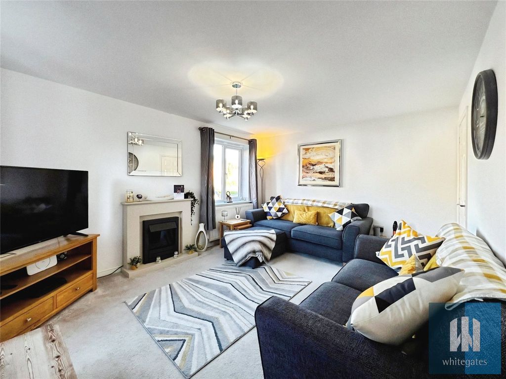 Property photo 2 of 19 Picture No. 18