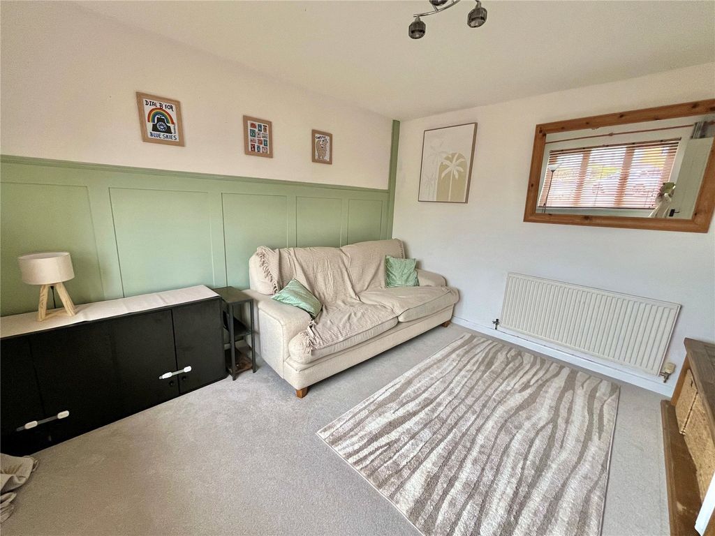 Property photo 3 of 14 Picture No. 17