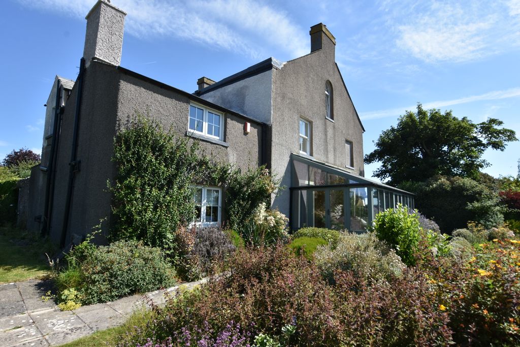 Property photo 1 of 25